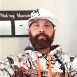 Meet your Posher, Derek